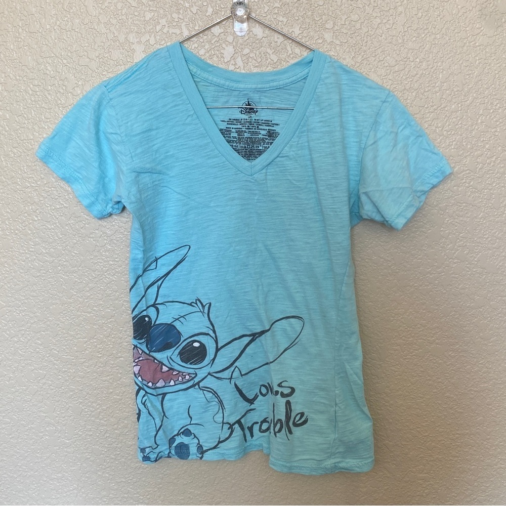 Disney stitch v neck‎ T-shirt aqua blue extra small Loves Trouble